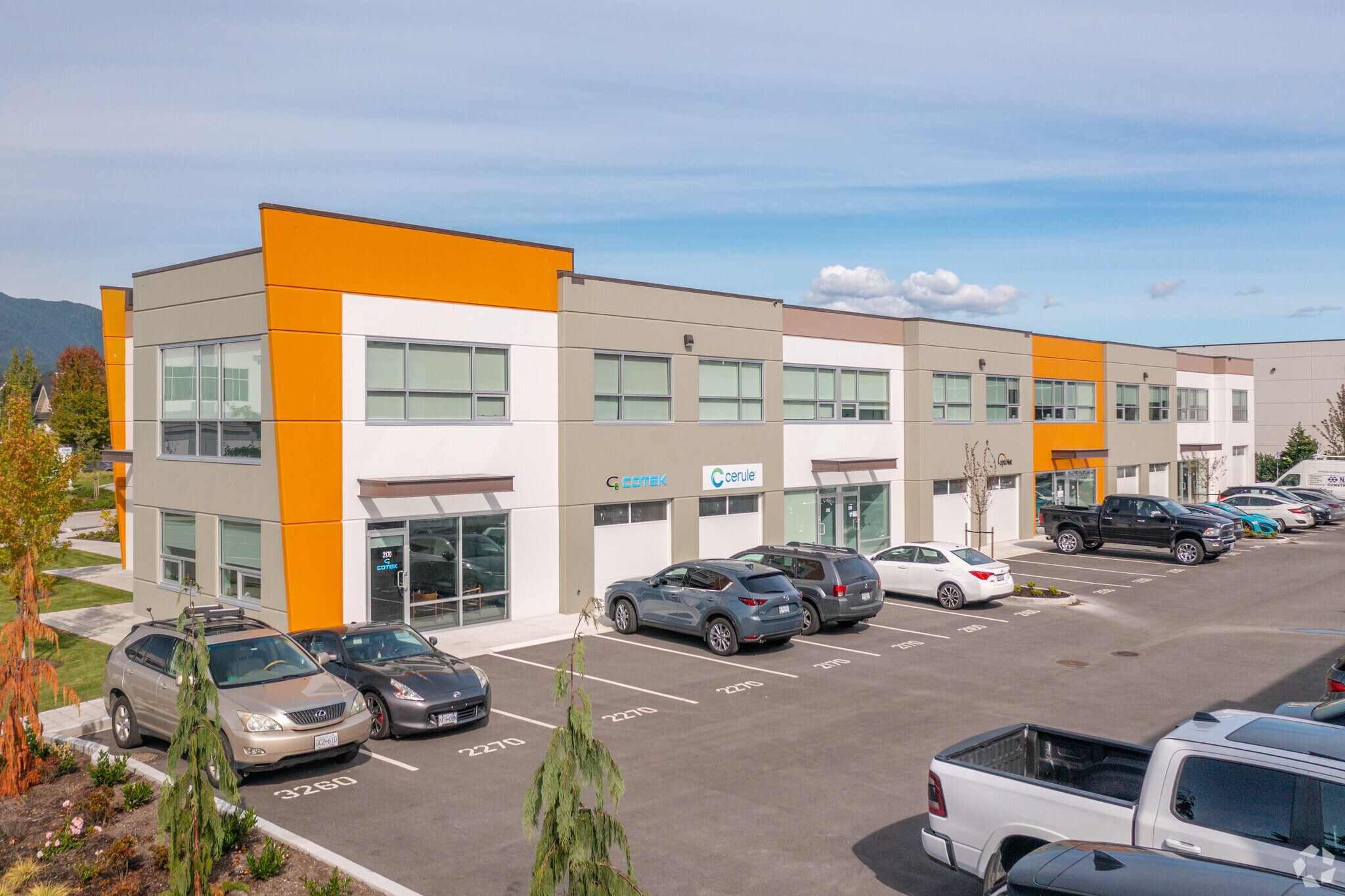 853 Seaborne Ave, Port Coquitlam, BC à vendre Photo principale– Image 1 sur 4