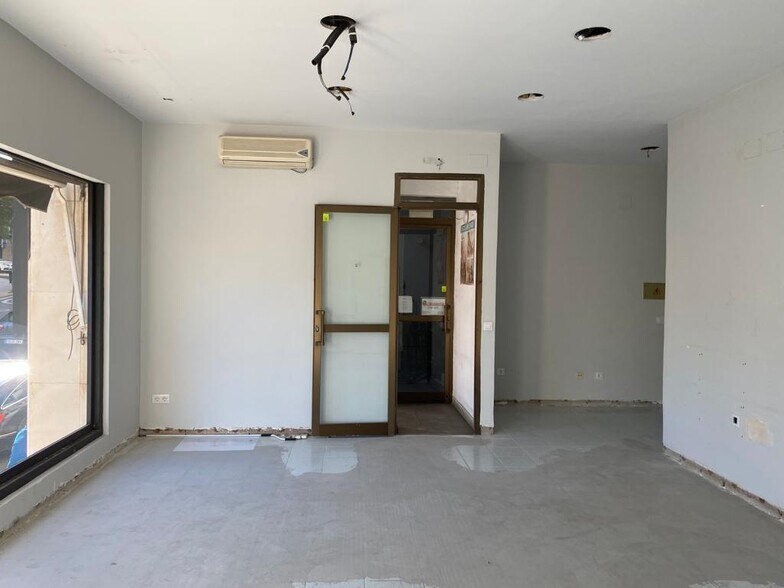 Local commercial dans Cáceres, Cáceres à vendre - Photo de l’immeuble – Image 2 sur 12