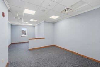 1111 Delafield St, Waukesha, WI à louer Photo intérieure– Image 2 sur 13