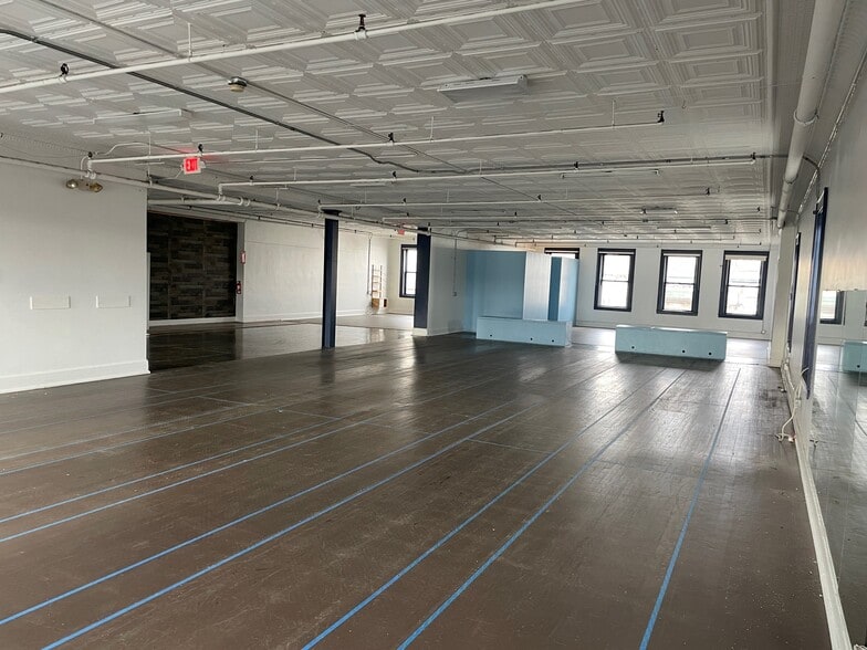17-23 N Main St, Port Chester, NY à louer - Photo intérieure – Image 2 sur 6