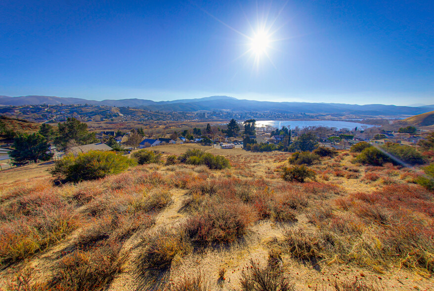 0 Gist Dr, Lake Hughes, CA à vendre - Photo de l’immeuble – Image 2 sur 10