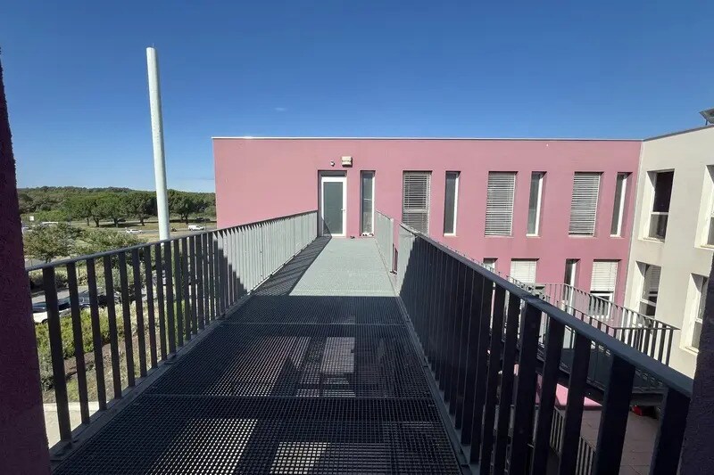 Bureau dans Montpellier à louer - Photo de l’immeuble – Image 3 sur 4