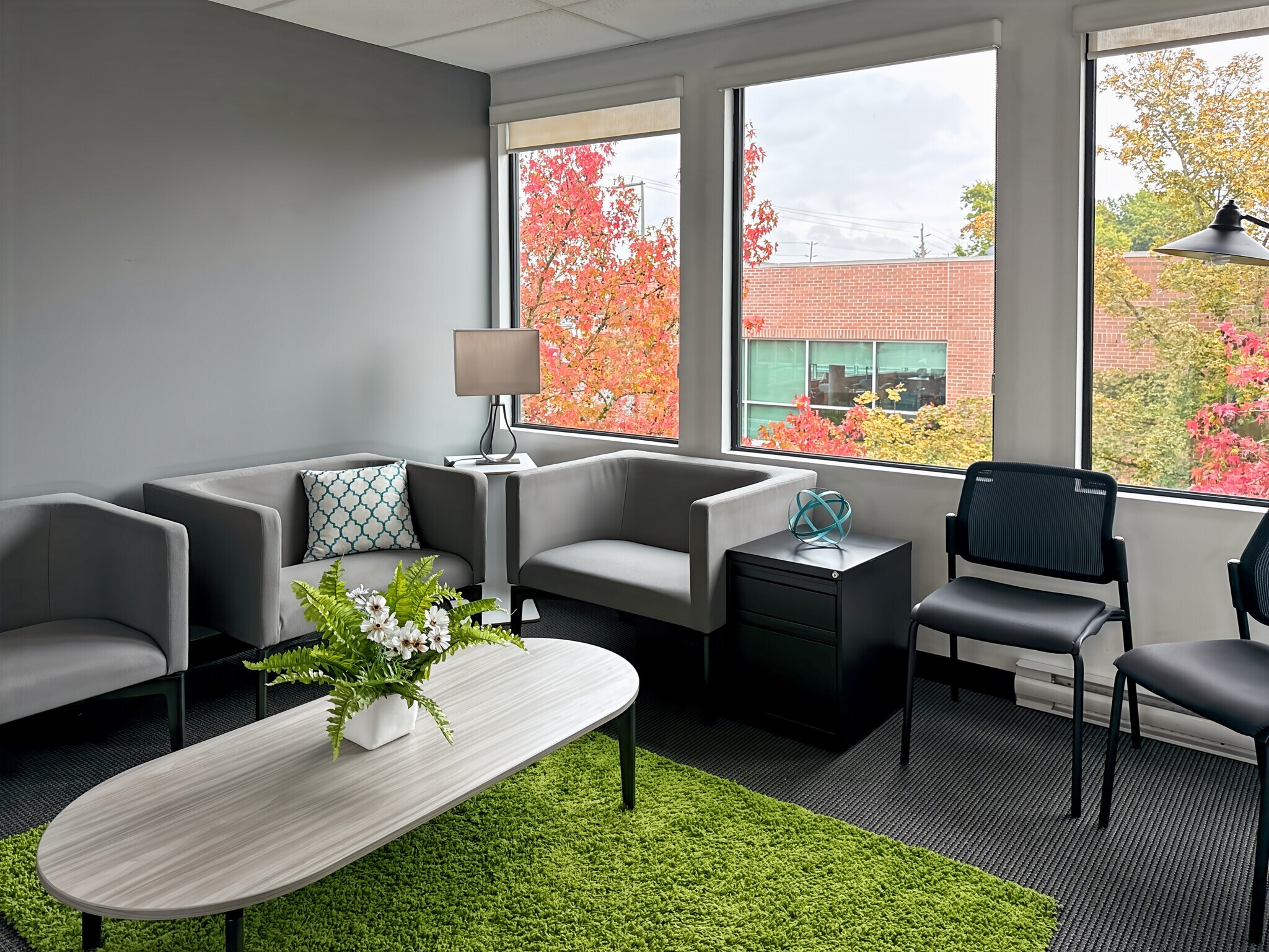 22420 Dewdney Trunk Rd, Maple Ridge, BC à louer Photo de l’immeuble– Image 1 sur 17