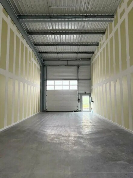 Industriel/Logistique dans Saint-Martin-de-Seignanx à louer - Photo de l’immeuble – Image 3 sur 5