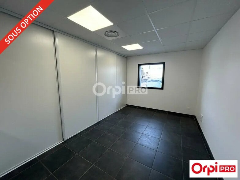 Bureau dans Valence à louer - Photo de l’immeuble – Image 1 sur 5