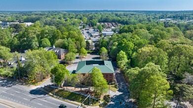 525 E Crossville Rd, Roswell, GA - VUE AÉRIENNE  vue de carte - Image1
