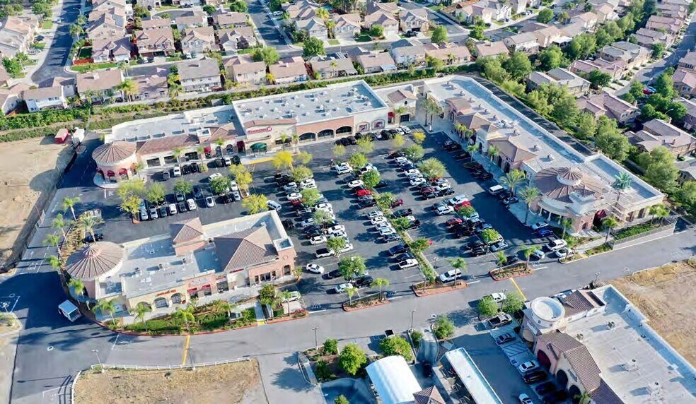 Murrieta Hot Springs Rd, Murrieta, CA à louer - Photo de l’immeuble – Image 2 sur 19