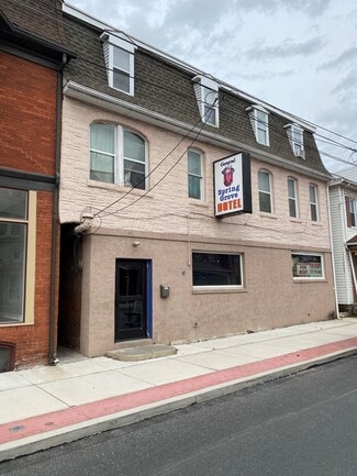 Plus de détails pour 128 S Main St, Spring Grove, PA - Local commercial à louer