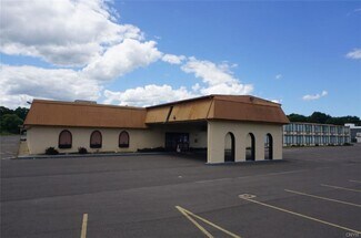 Plus de détails pour 125 N Main St, Newark, NY - Hôtellerie à vendre