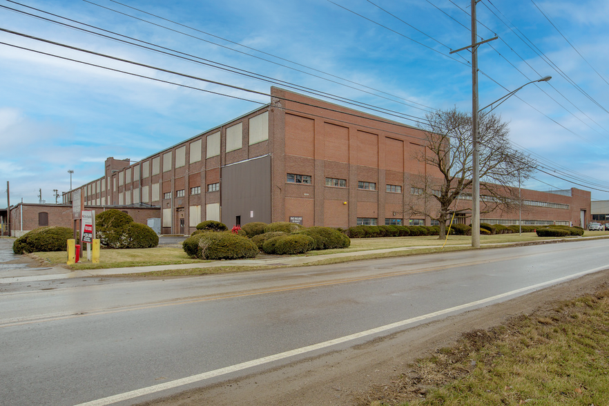 600-740 Marion Rd, Columbus, OH à louer - Photo de l’immeuble – Image 1 sur 5