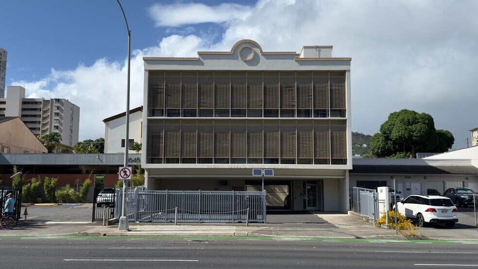 1654 S King St, Honolulu, HI à louer - Photo principale – Image 1 sur 5