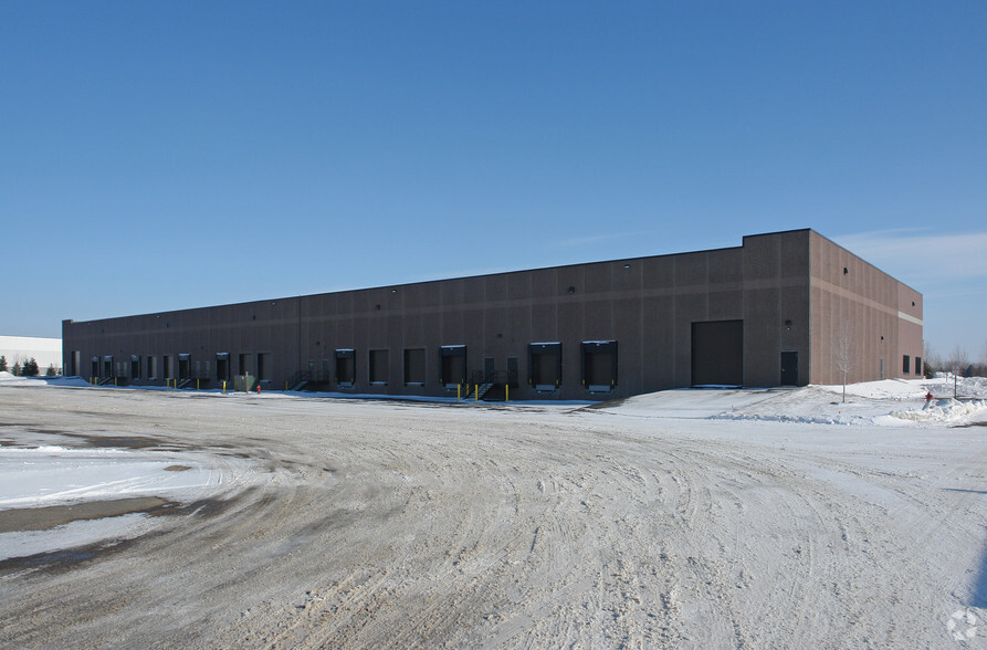 19725 S Diamond Lake Rd, Rogers, MN à louer - Photo de l’immeuble – Image 3 sur 5