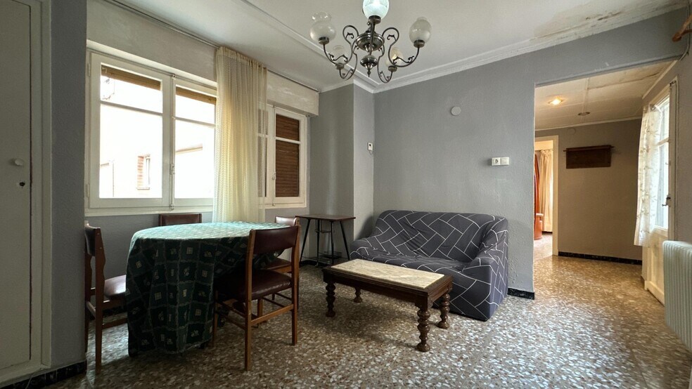 Calle de Brasil, 4, Zaragoza, Zaragoza à vendre - Photo de l’immeuble – Image 2 sur 49