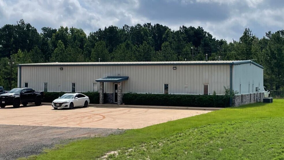 5104 Estes Pky, Longview, TX à vendre - Photo de l’immeuble – Image 3 sur 7