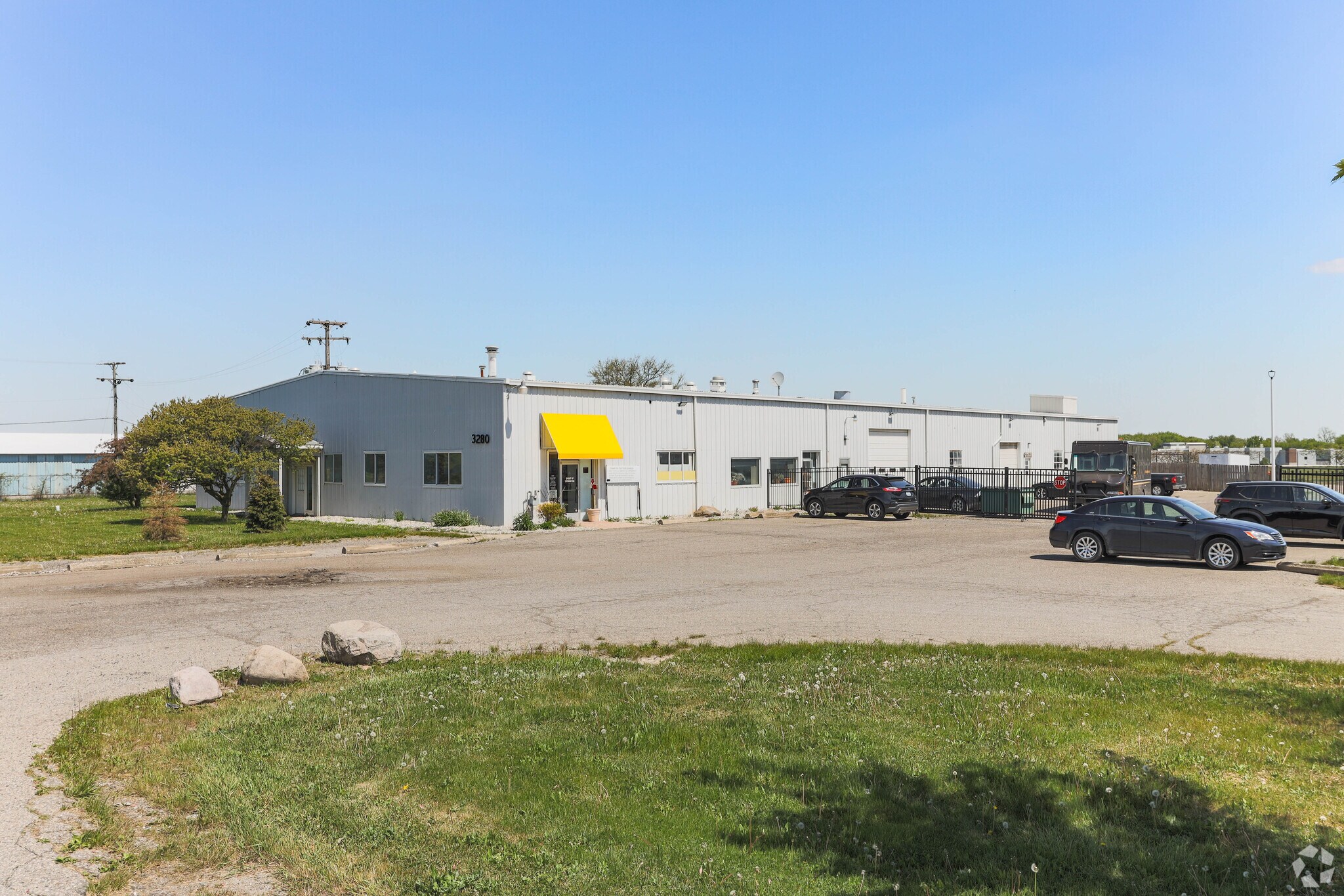 3240 W Grand River Ave, Howell, MI à vendre Photo principale– Image 1 sur 5