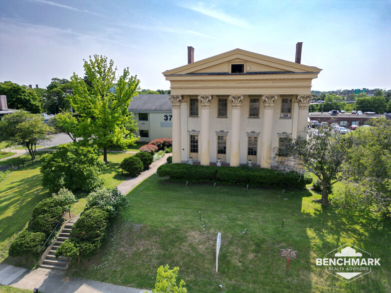 37 S Washington St, Rochester, NY à louer - Photo de l’immeuble – Image 1 sur 23