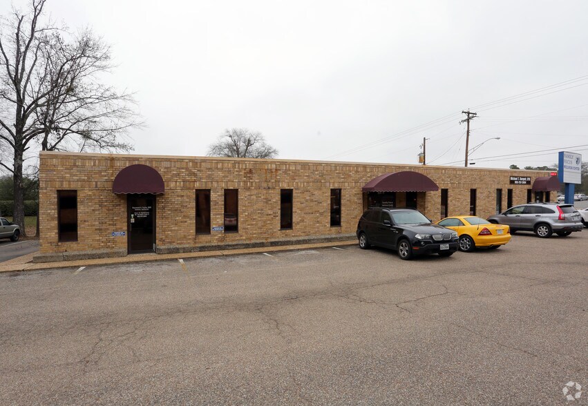 1705 Judson Rd, Longview, TX à louer - Photo de l’immeuble – Image 2 sur 3