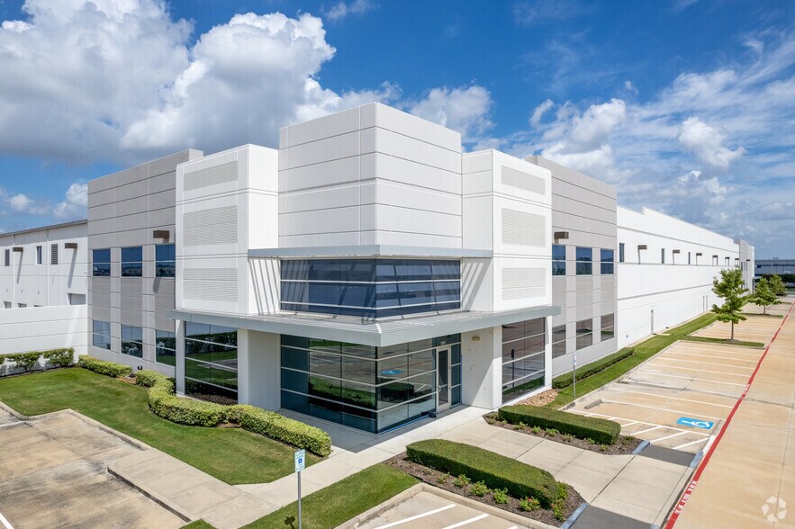 4300 Malone Dr, Pasadena, TX à louer - Photo de l’immeuble – Image 1 sur 9