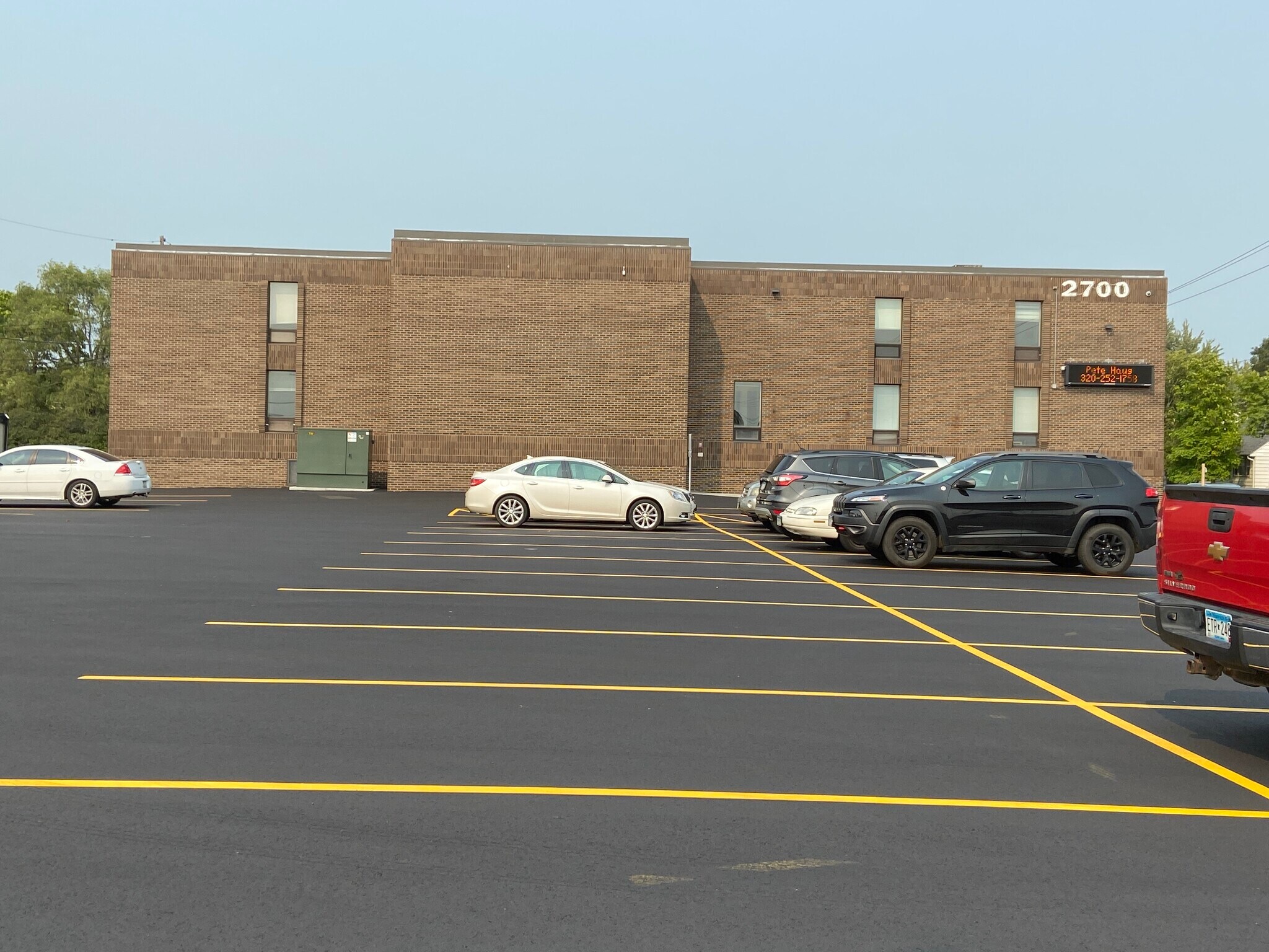 2700 1st St N, Saint Cloud, MN à louer Photo de l’immeuble– Image 1 sur 2