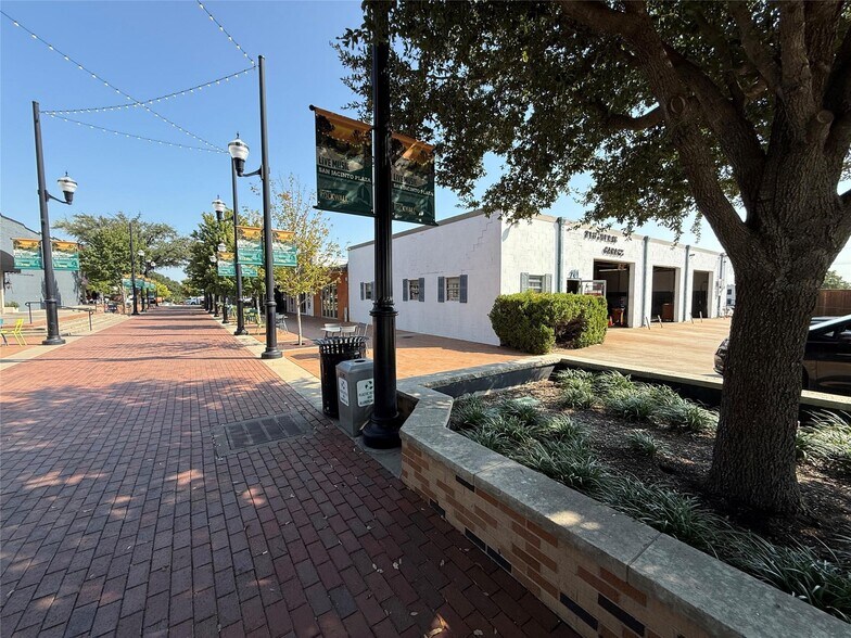 201 E Washington St, Rockwall, TX à vendre - Photo principale – Image 1 sur 8