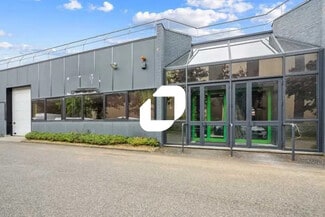 Plus de détails pour Bureau, Local d'activités à louer