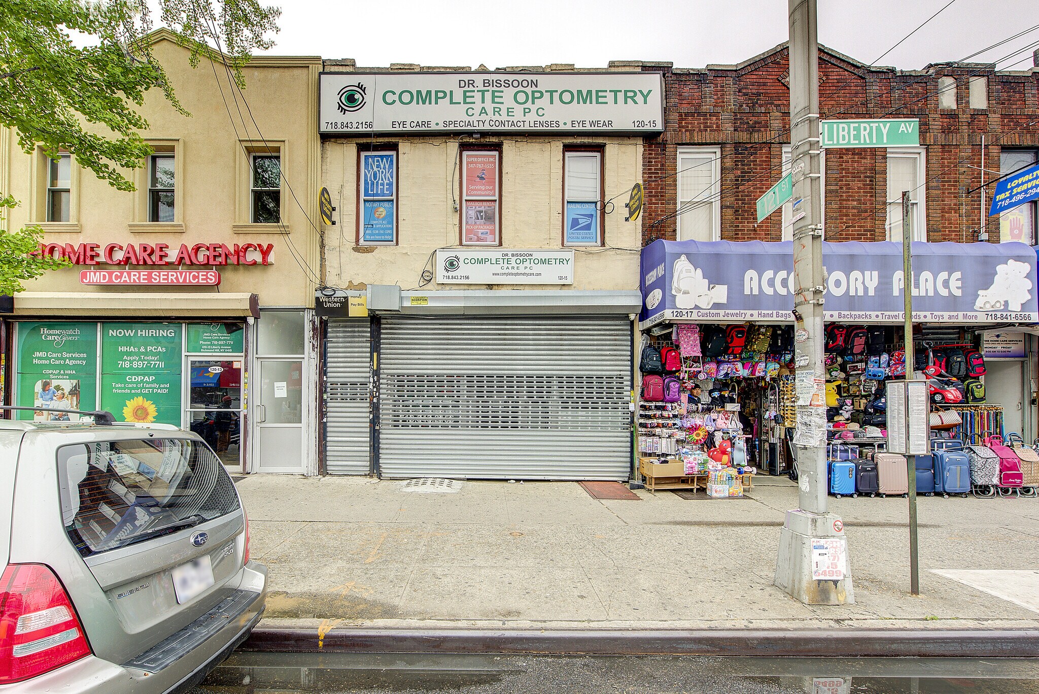 12015 Liberty Ave, South Richmond Hill, NY à louer Photo de l’immeuble– Image 1 sur 26