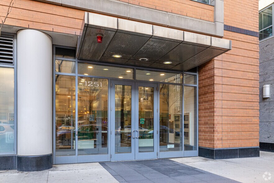 1251 S Michigan Ave, Chicago, IL à vendre - Photo de l’immeuble – Image 3 sur 4