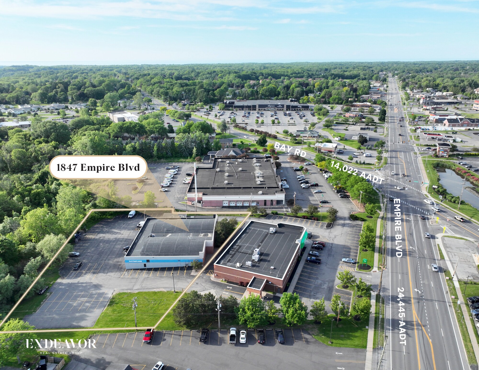 1847 Empire Blvd, Webster, NY à louer Photo de l’immeuble– Image 1 sur 4