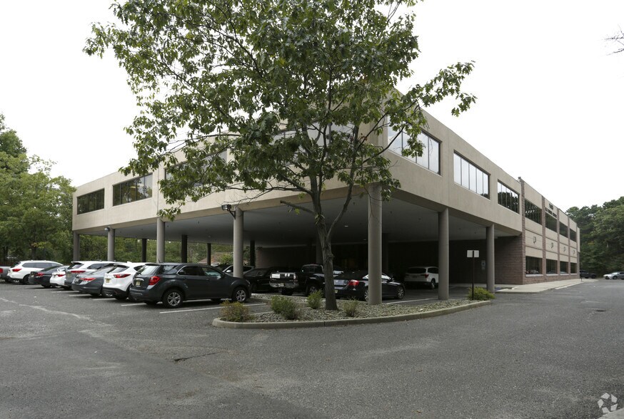 1405 Highway 18 S, Old Bridge, NJ à louer - Photo principale – Image 1 sur 2