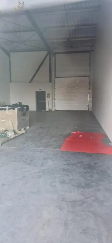 Plus de détails pour Local commercial à vendre