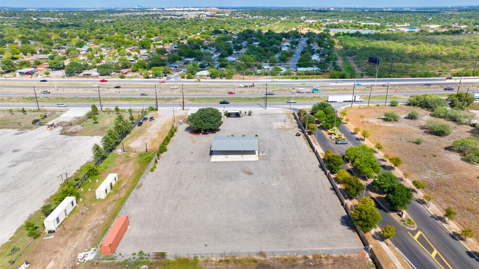 8403 SW Loop 410, San Antonio, TX à vendre - Photo de l’immeuble – Image 2 sur 10