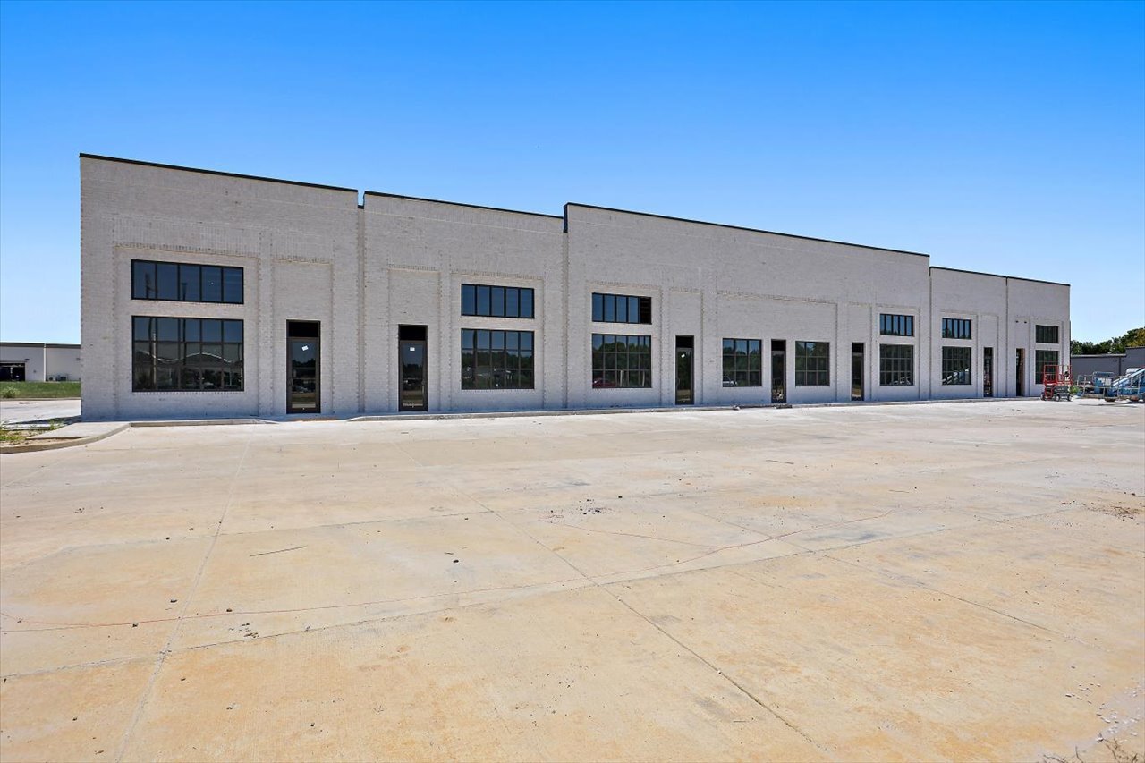 264 Calhoun Station Pkwy, Gluckstadt, MS à vendre Photo de l’immeuble– Image 1 sur 1