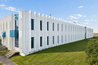 Plus de détails pour 1710 Rte Transcanadienne, Dorval, QC - Industriel/Logistique à louer