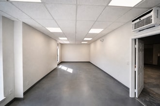 8233 Gator Ln, West Palm Beach, FL à louer Photo intérieure– Image 2 sur 3