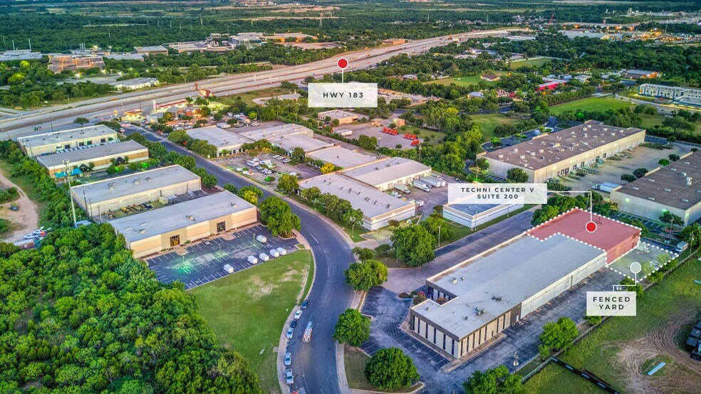 5811 Techni Center Dr, Austin, TX à louer - Photo de l’immeuble – Image 2 sur 25