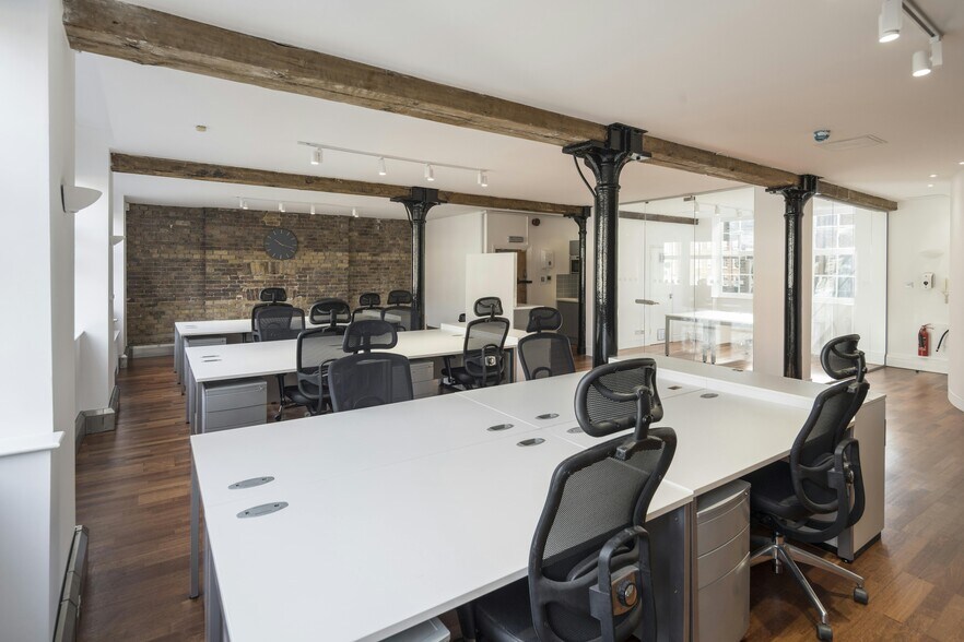 113-117 Farringdon Rd, Londres à vendre - Photo intérieure – Image 3 sur 8