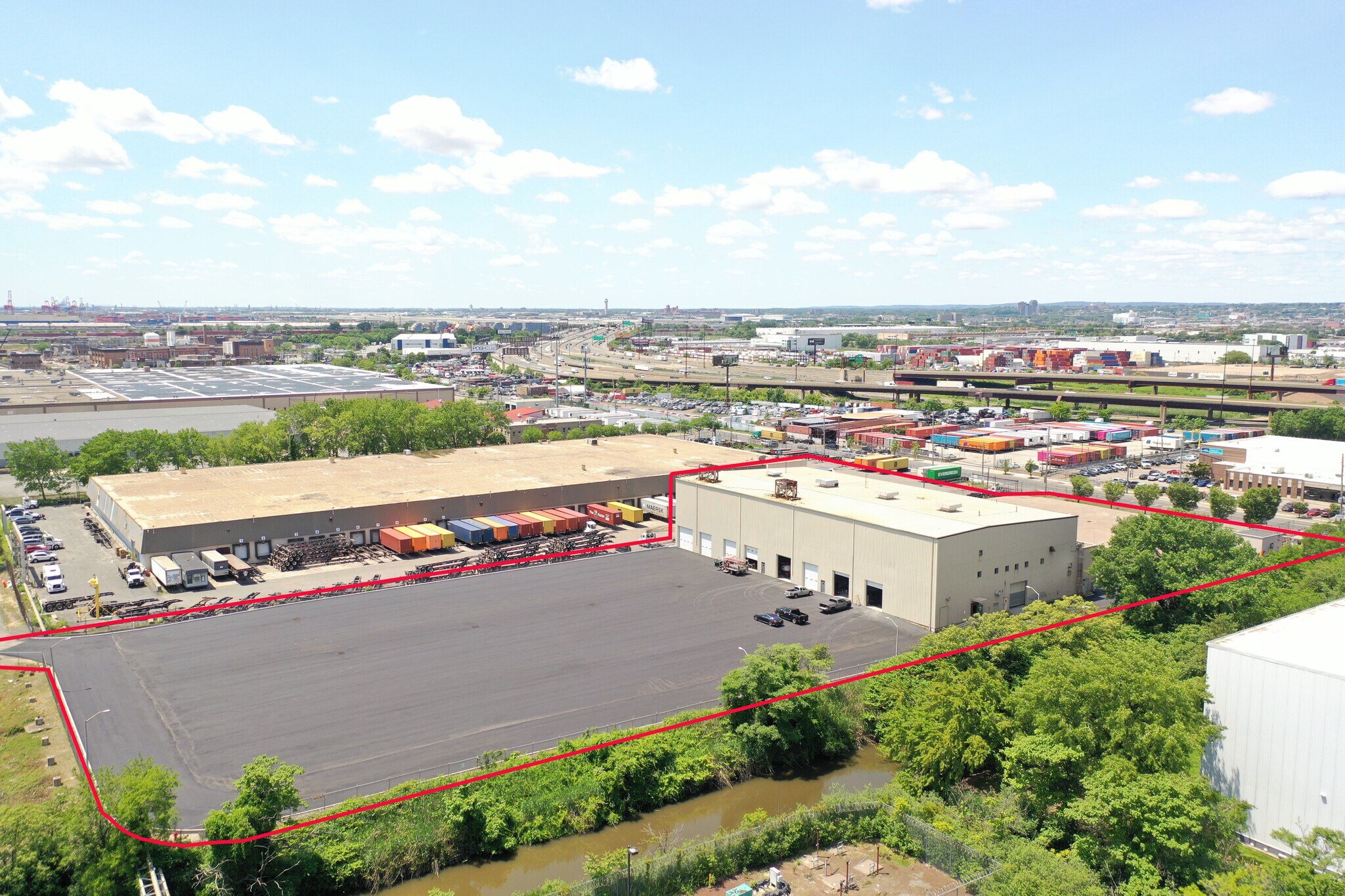 449 Doremus Ave, Newark, NJ à louer Photo principale– Image 1 sur 5