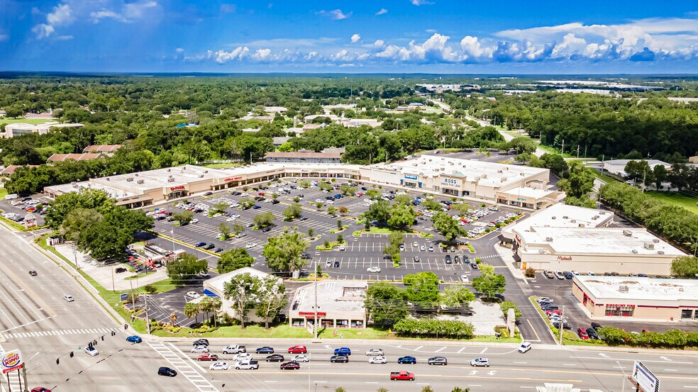 2703 SW College Rd, Ocala, FL à louer - Photo de l’immeuble – Image 1 sur 7