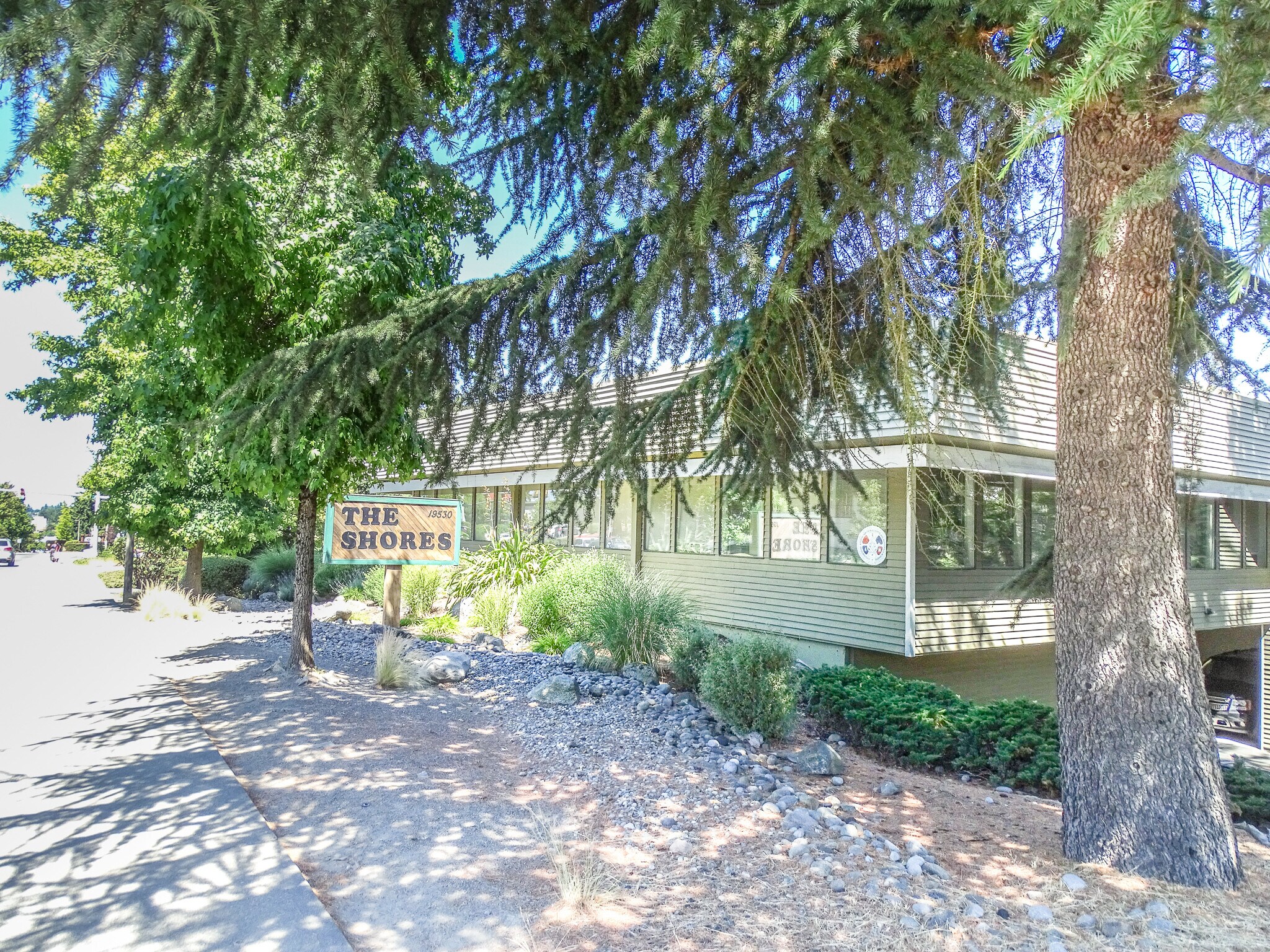 19530 International Blvd, Seatac, WA à louer Photo de l’immeuble– Image 1 sur 6