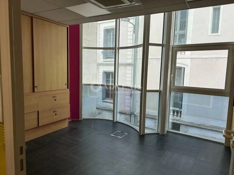 Bureau dans Tours à vendre - Photo intérieure – Image 3 sur 12