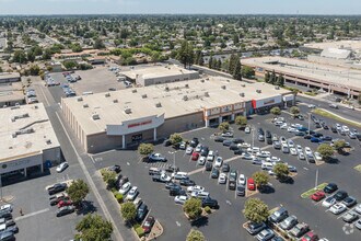 2313-2425 S Mooney Blvd, Visalia, CA - VUE AÉRIENNE  vue de carte