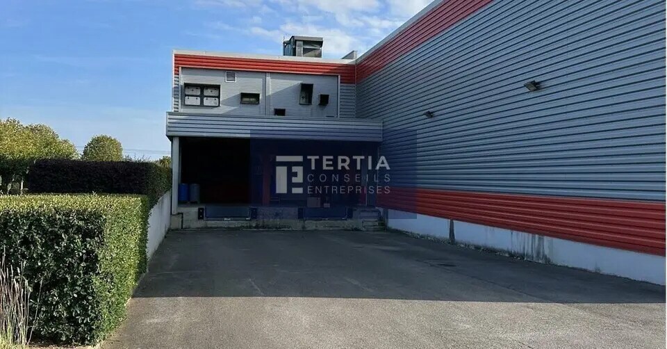 Local d'activités dans Lunel à vendre Photo de l’immeuble– Image 1 sur 13