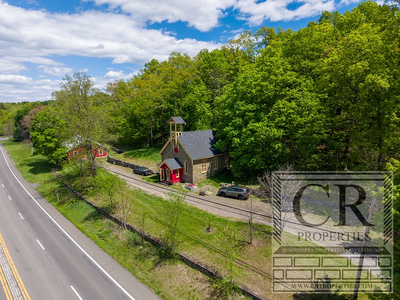 5768-5774 Albany Post Rd, Rhinebeck, NY à vendre - Photo de l’immeuble – Image 1 sur 32