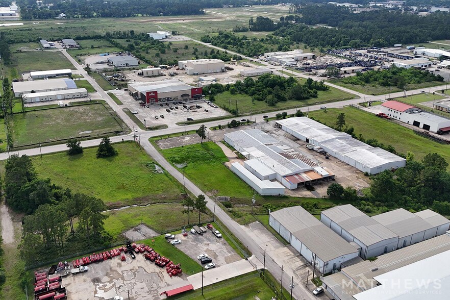 2401 Wilson Rd, Humble, TX à louer - Photo de l’immeuble – Image 2 sur 3