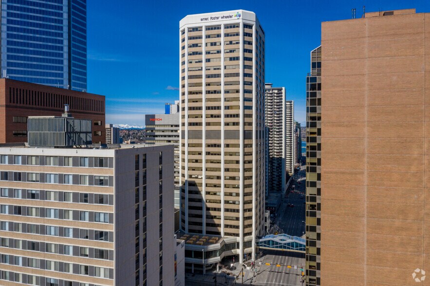 801 6th Ave SW, Calgary, AB à louer - Photo de l’immeuble – Image 2 sur 12