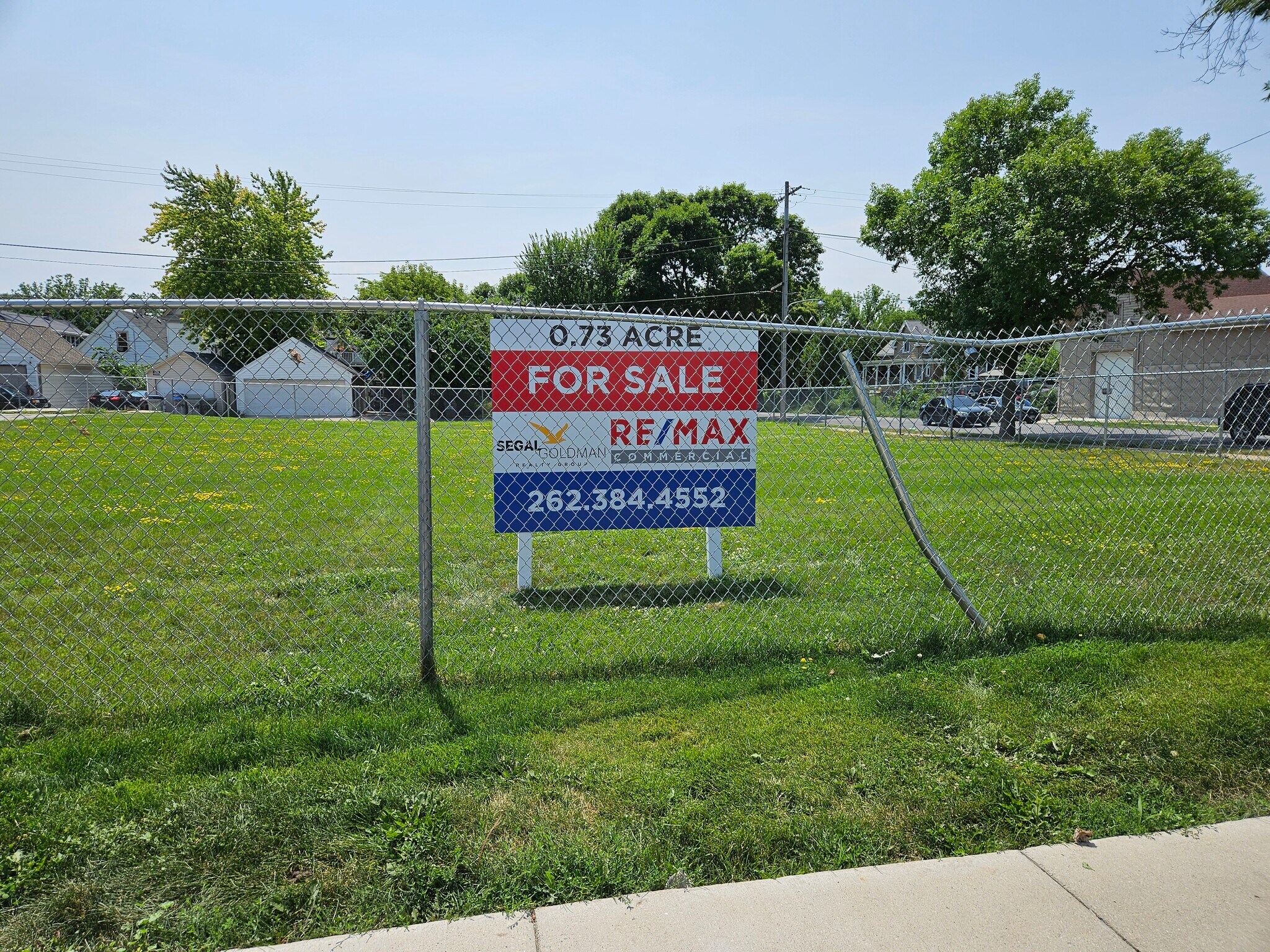2137 W Greenfield Ave, Milwaukee, WI à vendre Photo de l’immeuble– Image 1 sur 4