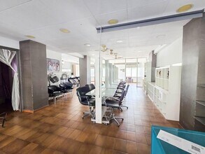 Local commercial dans Martorell, Barcelona à louer Photo intérieure– Image 1 sur 4