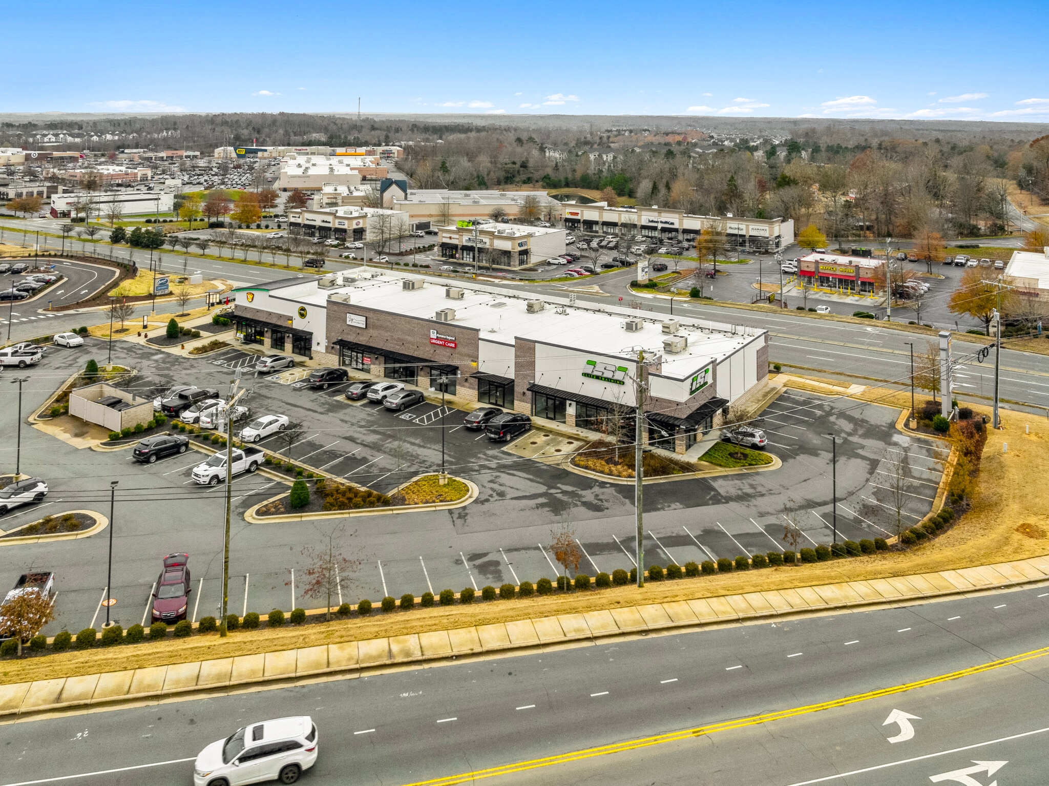 3866 Rural Retreat Rd, Burlington, NC à louer Aérien– Image 1 sur 14