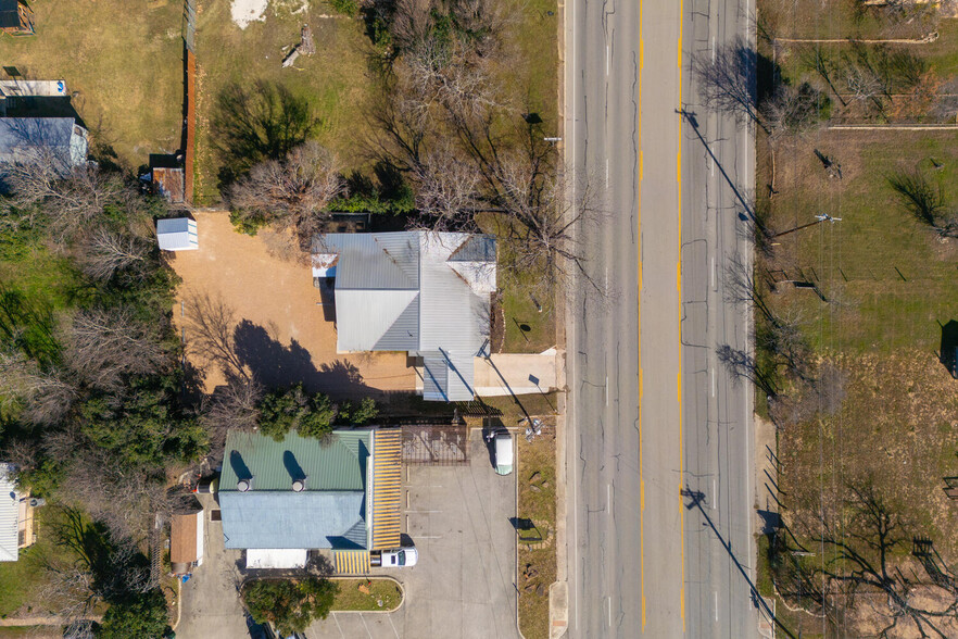 505 Main, Blanco, TX à vendre - Photo de l’immeuble – Image 2 sur 22