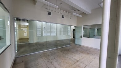 347 7th Ave, New York, NY à louer Photo intérieure– Image 2 sur 4